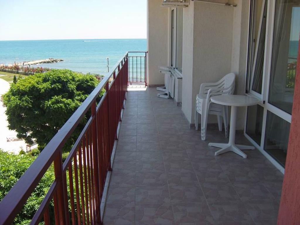 Gt Privilege Fort Beach Apartments Elenite Εξωτερικό φωτογραφία